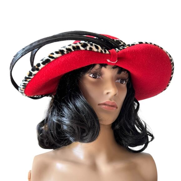 NWT Vintage 1960's Mr. John Classic Hat Red with animal print & large feathers - Picture 7 of 14